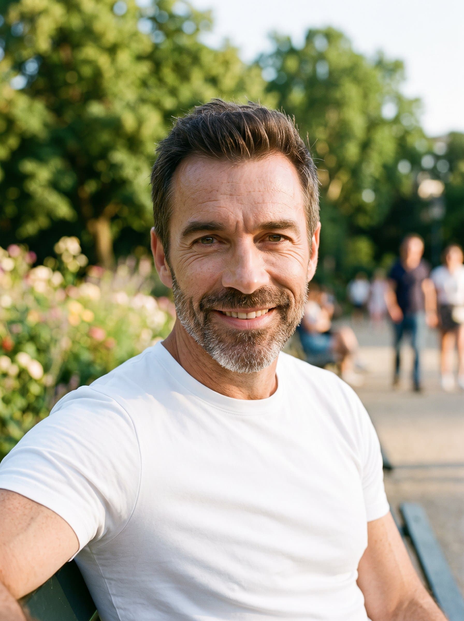 Capture a that radiates warmth and approachability. Set in a sunlit park, this photorealistic headshot emphasizes a genuine smile and inviting eyes, ideal for spicing up any dating profile.